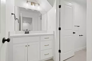 7043 W Lake Ave, South Jordan, UT 84009 - Photo 21