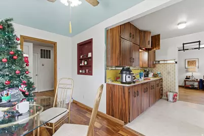 4628 S Box Elder St E, Salt Lake City, UT 84107 - Photo 15