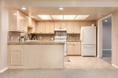 171 E 3rd Ave #702, Salt Lake City, UT 84103 - Photo 13