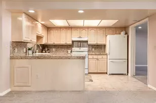 171 E 3rd Ave, Salt Lake City, UT 84103 - Photo 13