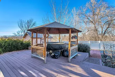 898 W Germania Ave S, Murray, UT 84123 - Photo 9