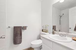 8246 S Creekwood Circle, West Jordan, UT 84088 - Photo 21