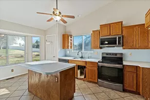 256 E 425 S, Kaysville, UT 84037 - Photo 11