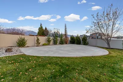 375 W Paddock Ln, Kaysville, UT 84037 - Photo 71