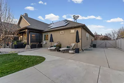 375 W Paddock Ln, Kaysville, UT 84037 - Photo 69