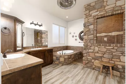 1537 N Black Lion Rd, Washington, UT 84780 - Photo 19