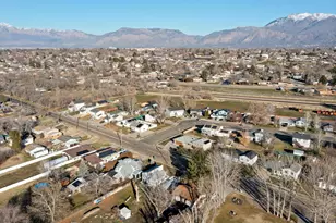 5260 S 2700 W, Roy, UT 84067 - Photo 9