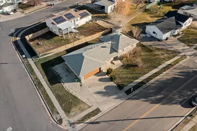 5260 S 2700 W, Roy, UT 84067 - Photo 5