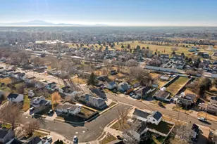 5260 S 2700 W, Roy, UT 84067 - Photo 11