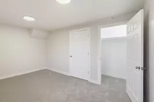 5751 S Dynasty Oaks Cir W, Taylorsville, UT 84129 - Photo 17