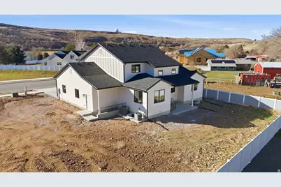 1042 E Lester Dr S, South Weber, UT 84405 - Photo 51