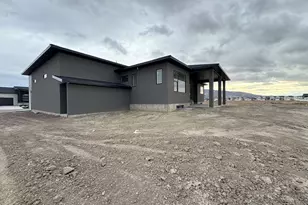 4021 N Major St, Eagle Mountain, UT 84005 - Photo 3