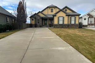 4863 N Shady Bend Ln, Lehi, UT 84043 - Photo 3