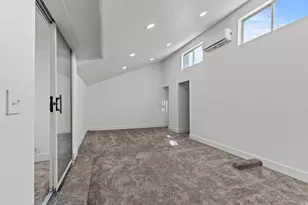 694 S 600 E, River Heights, UT 84321 - Photo 17