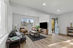 694 S 600 E, River Heights, UT 84321 - Photo 5