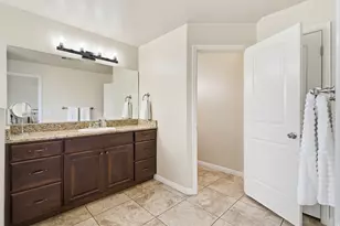 1025 N Ruby Pl, Washington, UT 84780 - Photo 11