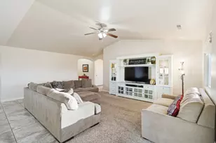 1025 N Ruby Pl, Washington, UT 84780 - Photo 5