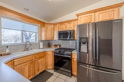 1570 S 1233 E, Spanish Fork, UT 84660 - Photo 9