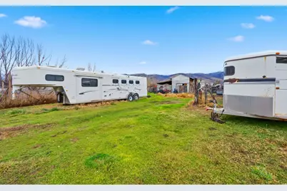 740 N 1100 W, West Bountiful, UT 84087 - Photo 29