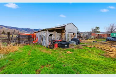 740 N 1100 W, West Bountiful, UT 84087 - Photo 31