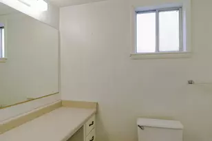 1306 S 325 E, Bountiful, UT 84010 - Photo 35