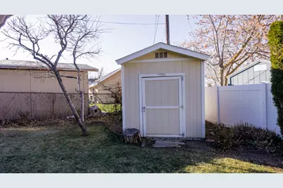 1306 S 325 E, Bountiful, UT 84010 - Photo 43