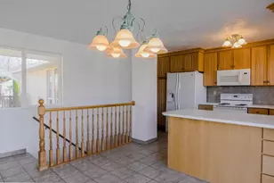 1306 S 325 E, Bountiful, UT 84010 - Photo 13