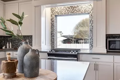 1876 S 1230 W, Syracuse, UT 84075 - Photo 13