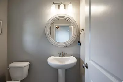 1876 S 1230 W, Syracuse, UT 84075 - Photo 17