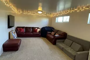 978 N Tremont St, Tremonton, UT 84337 - Photo 17