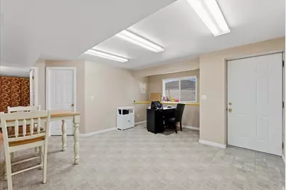 4047 S 2175 W, Roy, UT 84067 - Photo 33