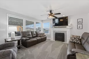 4047 S 2175 W, Roy, UT 84067 - Photo 7