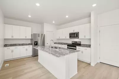 842 N 160 E #17, Santaquin, UT 84655 - Photo 19