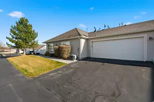 6839 W Abbey Glen Way, West Valley, UT 84128 - Photo 3