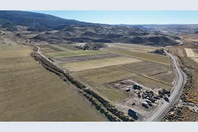 890 E Hatchery Rd, Bicknell, UT 84715 - Photo 33