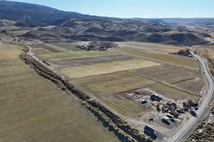 890 E Hatchery Rd, Bicknell, UT 84715 - Photo 33