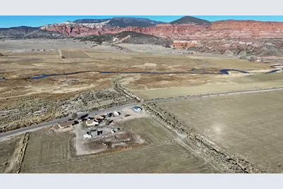 890 E Hatchery Rd, Bicknell, UT 84715 - Photo 29