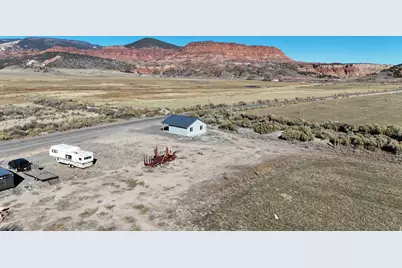 890 E Hatchery Rd, Bicknell, UT 84715 - Photo 17