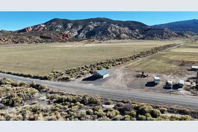 890 E Hatchery Rd, Bicknell, UT 84715 - Photo 21