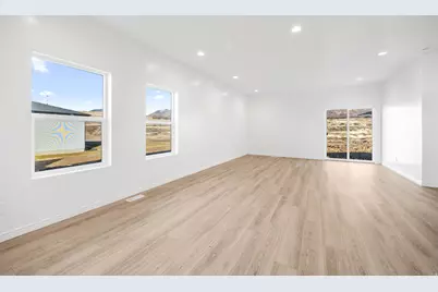 3846 S Woodland Ave #305, Mapleton, UT 84664 - Photo 5