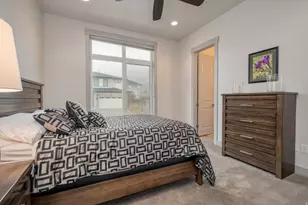 10688 S Dielsdorf Rd E, Sandy, UT 84092 - Photo 27