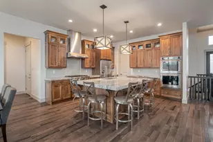 10688 S Dielsdorf Rd E, Sandy, UT 84092 - Photo 15