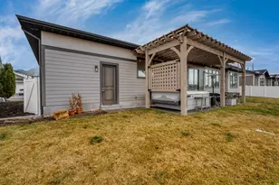 10688 S Dielsdorf Rd E, Sandy, UT 84092 - Photo 41