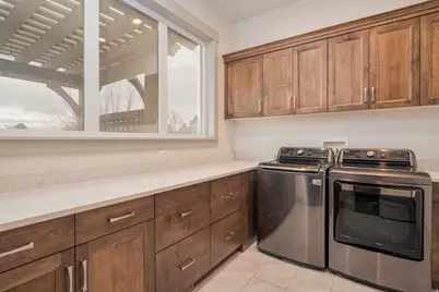 10688 S Dielsdorf Rd E #8, Sandy, UT 84092 - Photo 17