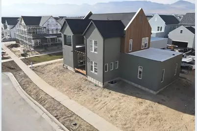 11332 S Silver Pond Dr W #320, South Jordan, UT 84009 - Photo 3