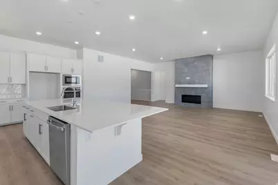 3075 E 1000 S #305, Spanish Fork, UT 84660 - Photo 17