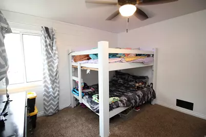 368 S Tremont St, Tremonton, UT 84337 - Photo 9