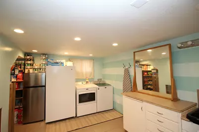 368 S Tremont St, Tremonton, UT 84337 - Photo 17