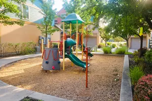 1048 W Shepard Creek Pkwy N, Farmington, UT 84025 - Photo 33