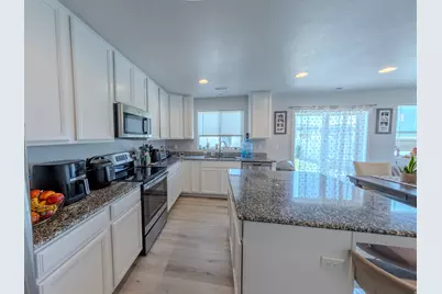 3209 S Claire Ave, Syracuse, UT 84075 - Photo 9